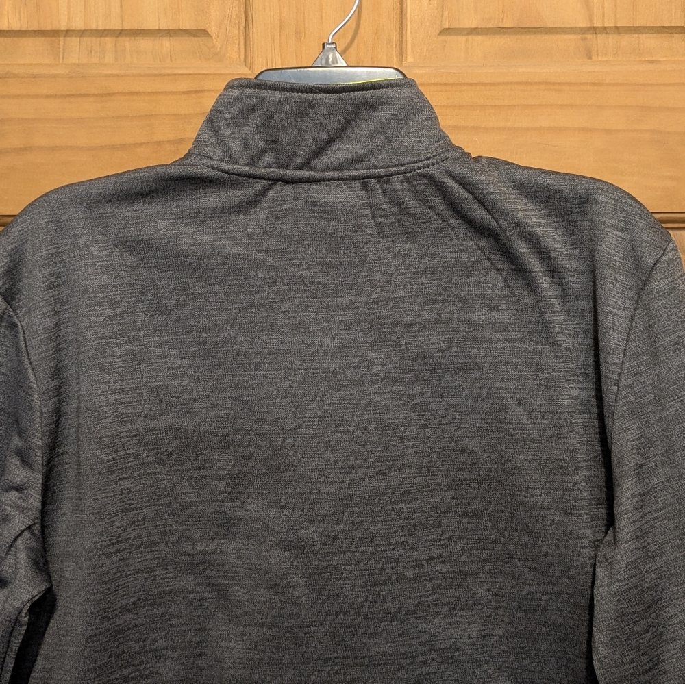 Batman DC Comic 1/4 Zip Pullover Small Gray Yellow Logo Sweater Activewear Retro - Picture 7 of 10